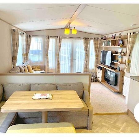 St Leonards-on-Sea Hastings Holiday Home At Fairlight Lodge Beauport Holiday Park מראה חיצוני תמונה